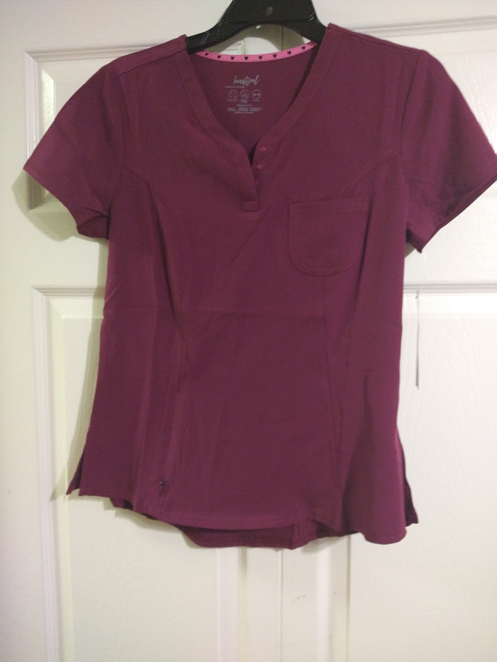 HeartSoul Women's Plum Split-Hem V-Neck Scrub Top Burgundy